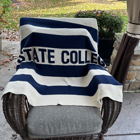 Penn State Rugby Stripe Blanket, "STATE COLLEGE", perfect for gift or dorm! - Picture 2 of 4
